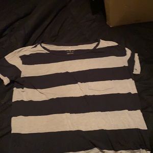 Dress shirt, old navy. Side pocket.